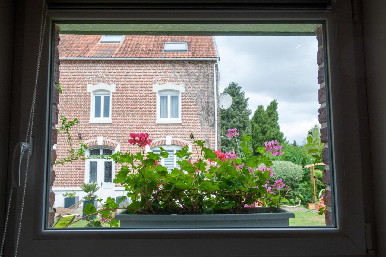 L'Heure Bleue Gites Et Chambres D'Hotes Givenchy-en-Gohelle Luaran gambar